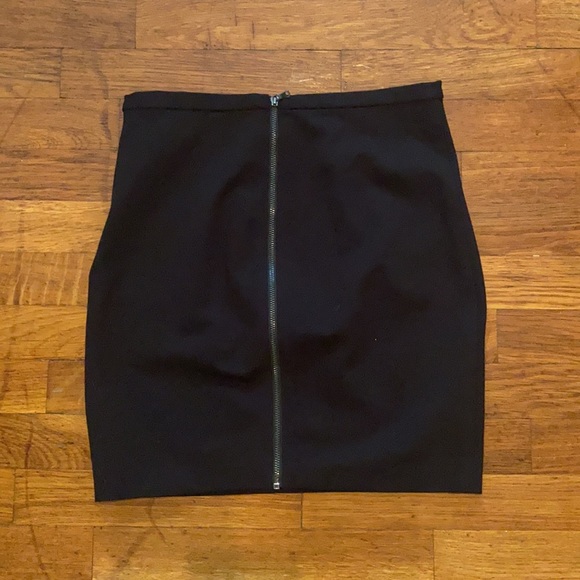 Paige Black Mini Skirt - Small - Picture 2 of 3